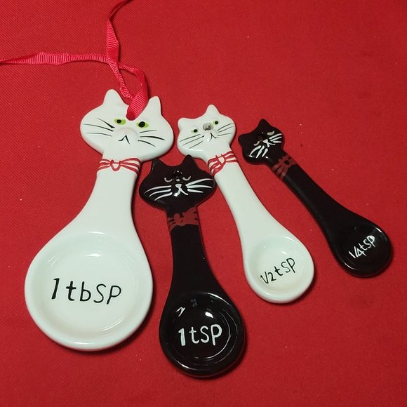 Cat Shaped Ceramic Measuring Spoons Figural Set of 4 Black White Cat Lover Gift - Picture 6 of 11